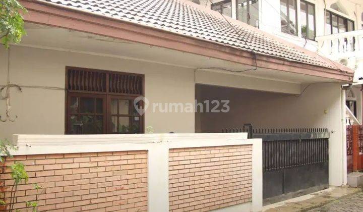 Rumah 2 Lantai di Jl. Banjarsari, Cilandak Barat, Jakarta Selatan 2