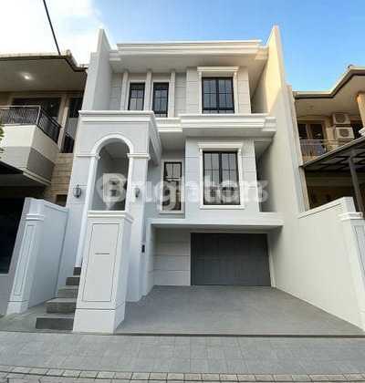 Jual Rumah Graha Family Murah 3 Lantai Siap Huni Surabaya Barat