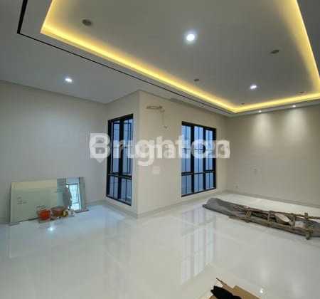 Jual Rumah Graha Family Murah 3 Lantai Siap Huni Surabaya Barat 2