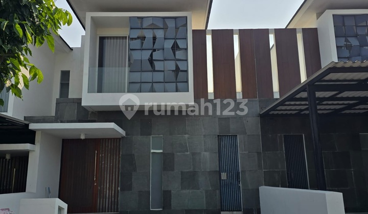 Rumah Murah 2 Lantai Royal Residence Canal Park Depan Lake Surabaya Barat Rumah SHM Bagus di Wiyung Rumah Murah 2 Lantai Royal Residence Canal Park Depan Lake Surabaya Barat Rumah SHM Bagus di Wiyung