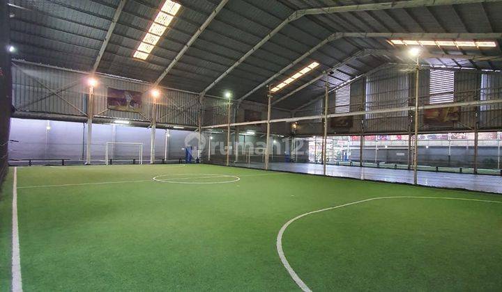 Gedung Kantor 2 Lantai Dan 3 Lapangan Futsall Indoor 5