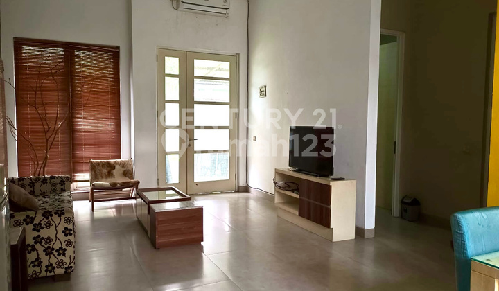 Sewa Rumah Di Meadow Green Lippo Cikarang Di Jl. Bougenvile  2