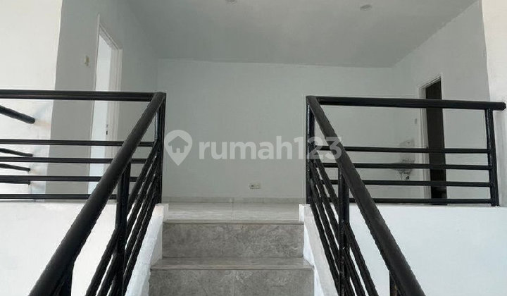 Rumah 2 Lantai Baru Renovasi Akses One Gate Dalam Clustercikarang Rumah 2 Lantai Baru Renovasi Akses One Gate Dalam Clustercikarang