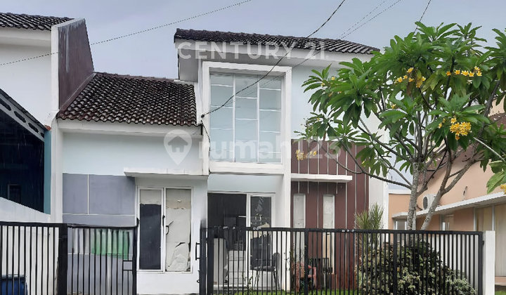 Rumah di Permata Legenda Kota Legenda Bekasi Siap Huni Jual Cepat Rumah di Permata Legenda Kota Legenda Bekasi Siap Huni Jual Cepat