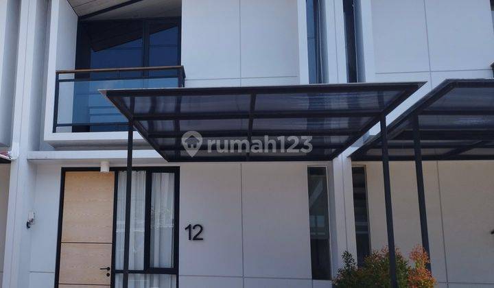 Rumah Baru 2 Lantai Siap Huni Di Cluster Uptown Lippo Cikarang 1