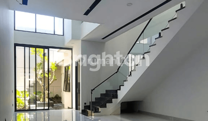 RUMAH BARU MEWAH MODERN TROPICAL DI KUPANG BARU 2