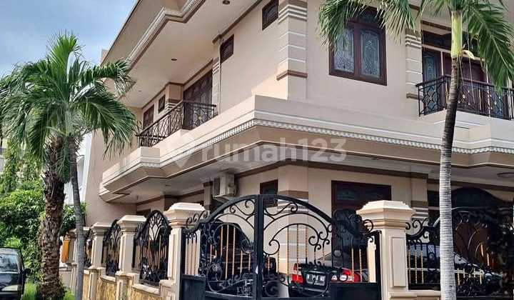 RUMAH MEWAH HOOK 2,5 LANTAI SIAP HUNI DI PURIMAS REGENCY RUNGKUT 2