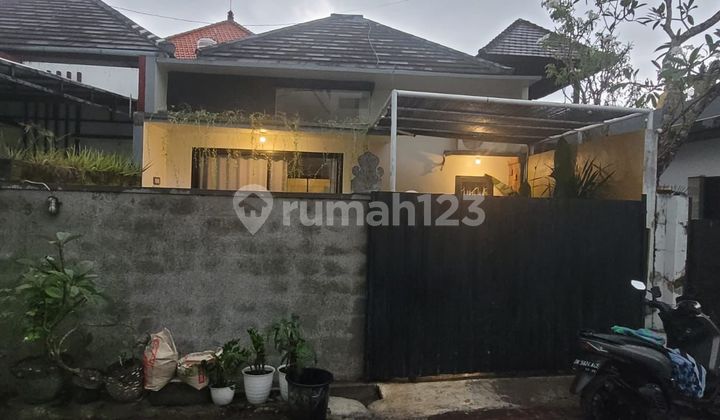 Villa Minimalist For Sale At Berawa Canggu