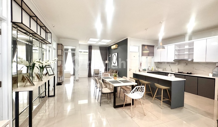 For Rent Super Beautiful 3-Bedroom House. Fully-Furnished, Ready to Occupy in BSD. For Rent Super Beautiful 3-Bedroom House. Fully-Furnished, Ready to Occupy in BSD.