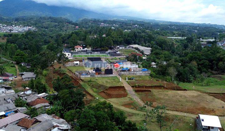 tampak depan tanah puncak shm akses mobil