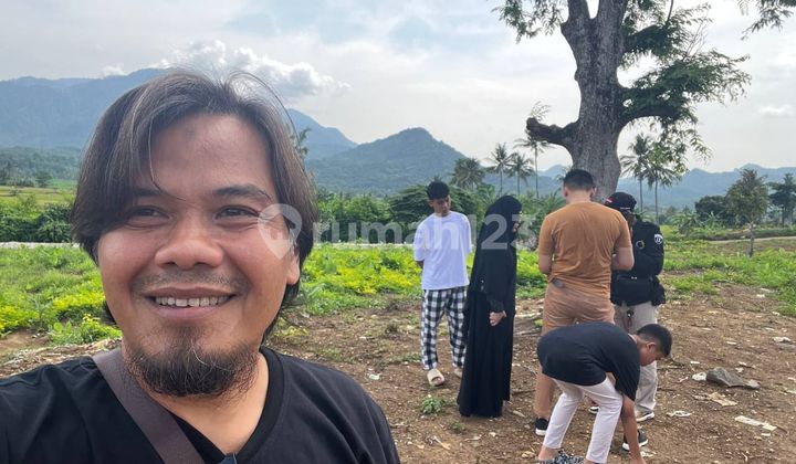 Villa Land in Bogor, 400 Square Meters, Concrete Road Access.