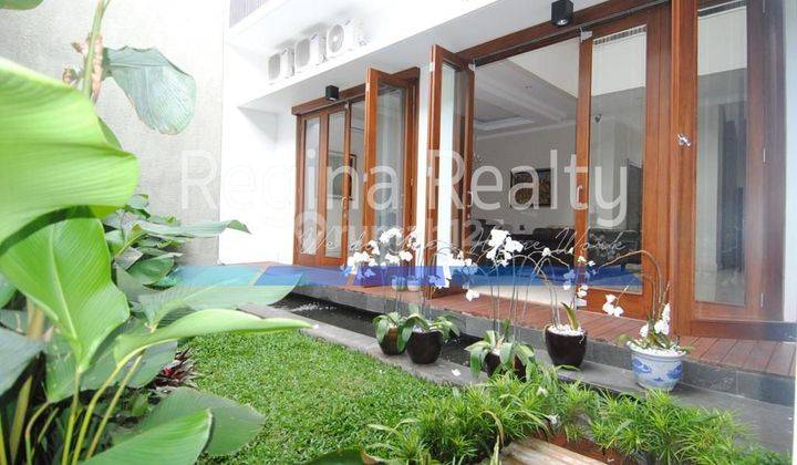 Regina Realty, Dijual Rumah Bagus Area Kebayoran Baru Jakarta Selatan 1