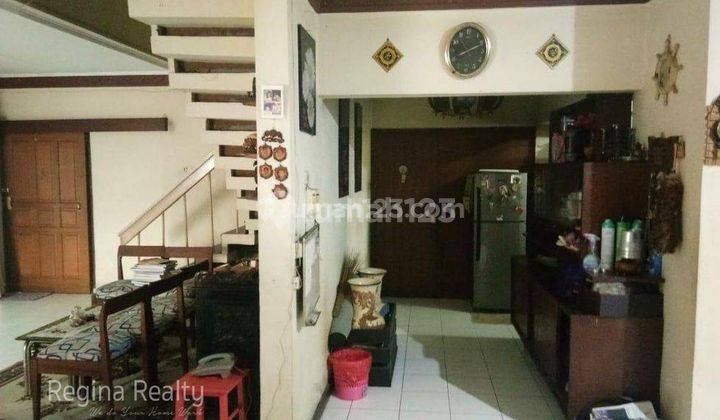 Regina Realty, Dijual Rumah Lama Hitung Tanah Dekat Scbd, Kebayoran Baru 1