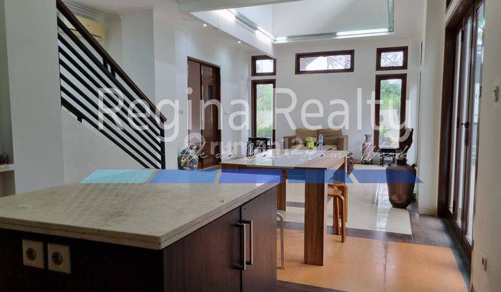 Regina Realty, Dijual Rumah Clasic di Giriloka Bsd 1