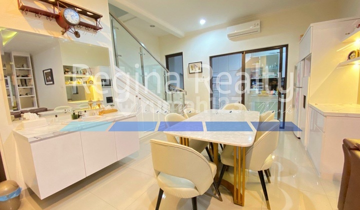 Regina Realty, Dijual Cepat Town House Karang Tengah, Lebak Bulus 