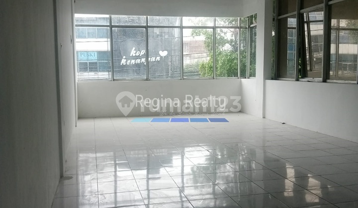 Dijual Ruko 3,5 Lantai Area Radio Dalam Dijual Ruko 3,5 Lantai Area Radio Dalam