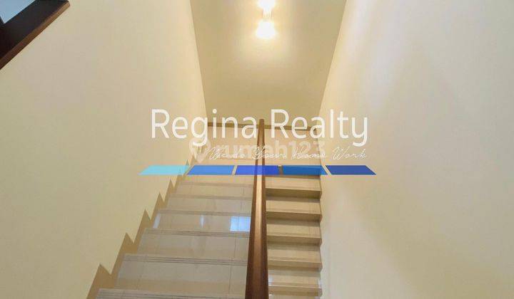 Regina Realty, Dijual Rumah Area Pondok Indah 2