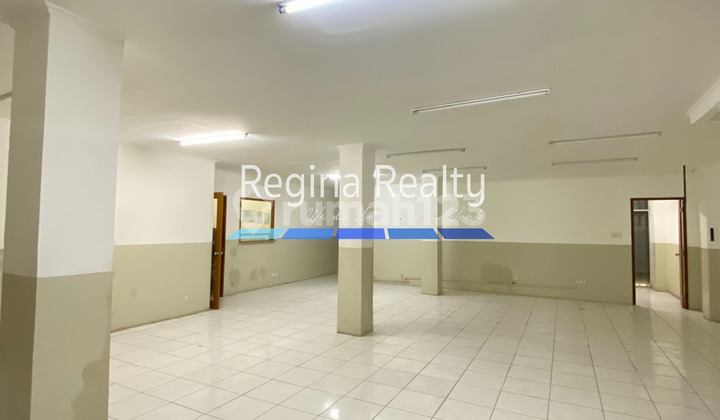 Regina Realty, Disewakan Ruko Gandeng, Lebak Bulus Jakarta Selatan