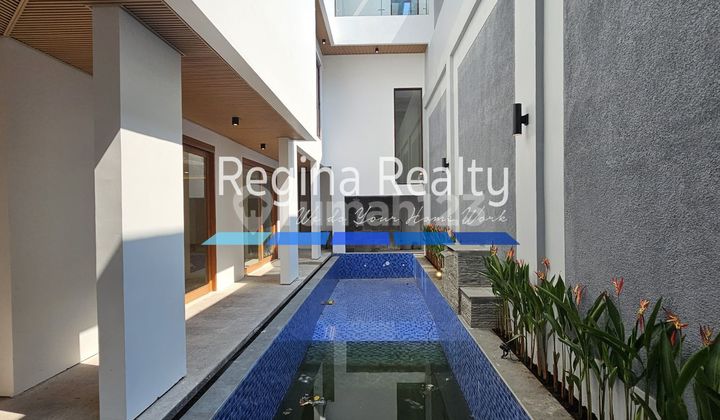 Regina Realty, Rumah Modern Tropical Siap Huni, Pondok Indah Jakarta Selatan