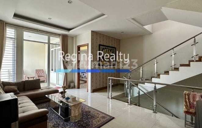 Regina Realty, Dijual Rumah Mewah Elegant di Pondok Indah