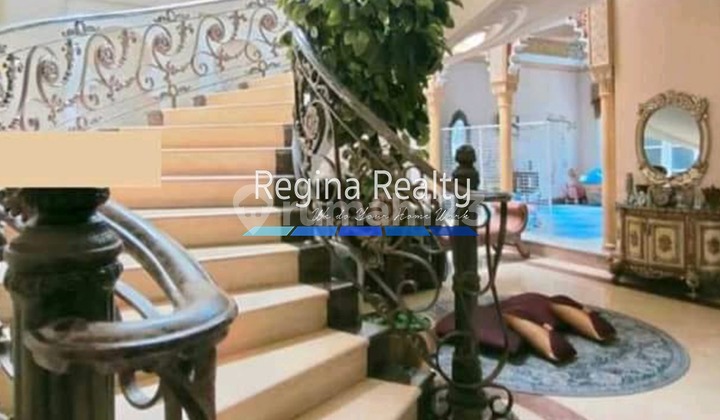 Regina Realty, Dijual Rumah Mewah Desain Klasik, Duren Sawit Jakarta Timur  2