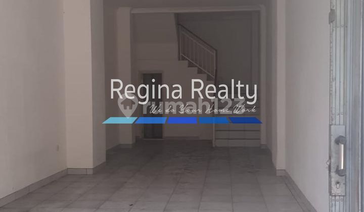 Regina Realty, Disewakan Ruko 3 lantai Arteri Pondok Indah Regina Realty, Disewakan Ruko 3 lantai Arteri Pondok Indah