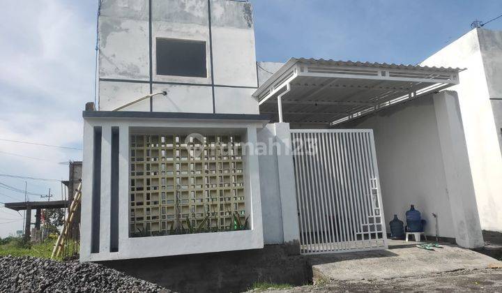 Rumah 2 Lantai 10 Menit Dari Kota Lumajang 1