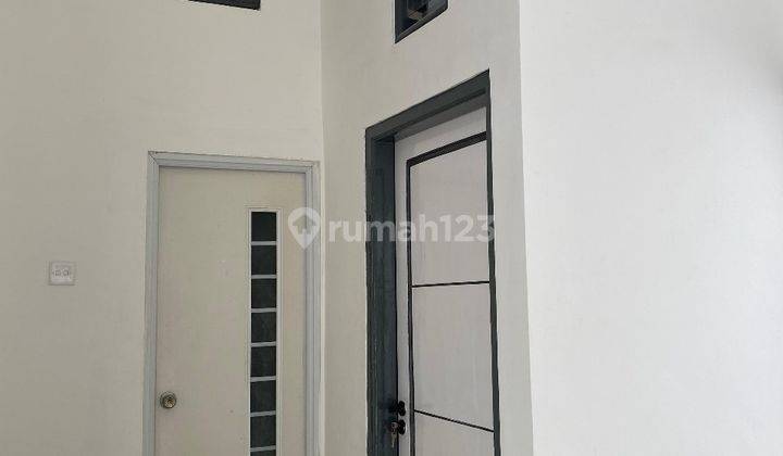 Rumah Modern Ada Didekat Alun Alun Kota Lumajang 1