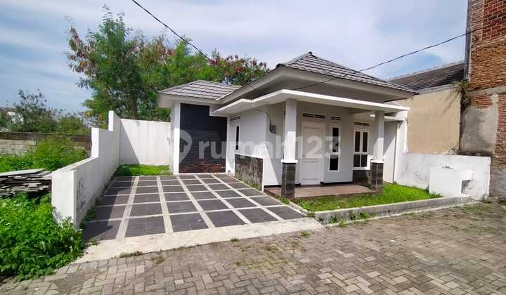 Rumah Murah, Baru Minimalis di Arcamanik, Nego sampai Deal