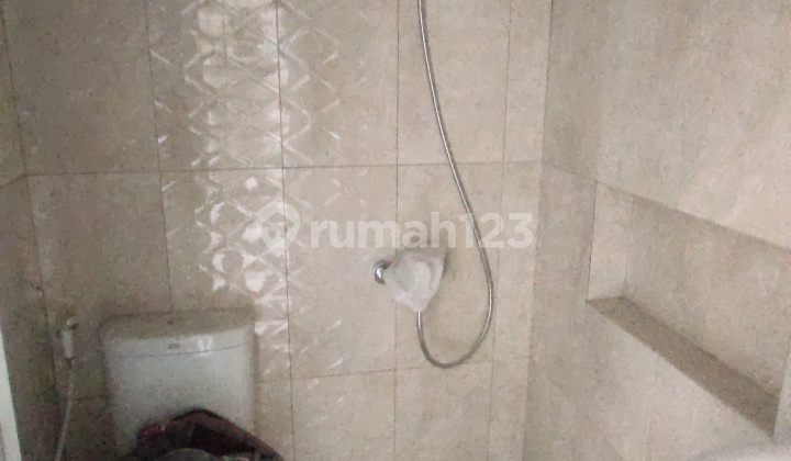 Rumah Siap Huni 2 Lantai di sukaluyu, cikutra