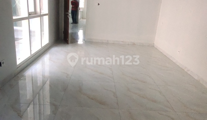 Rumah Siap Huni 2 Lantai di sukaluyu, cikutra