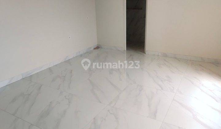 Rumah Siap Huni 2 Lantai di sukaluyu, cikutra