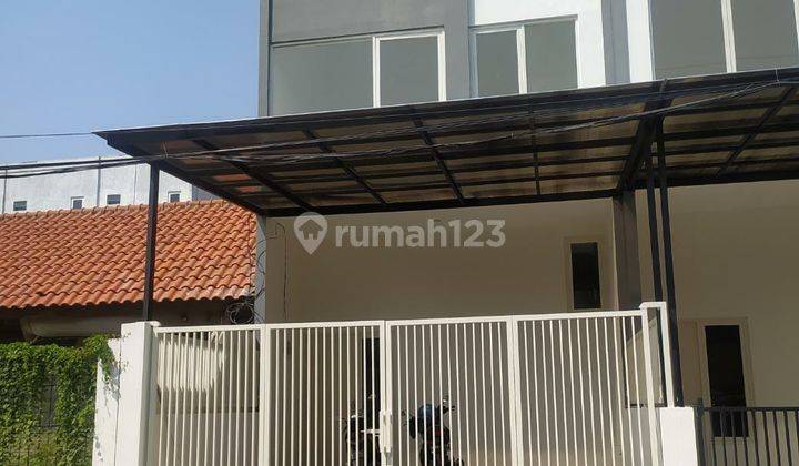 Rumah 2 Lantai Perumahan Rungkut Asri Tengah dekat MERR dan UPN  1