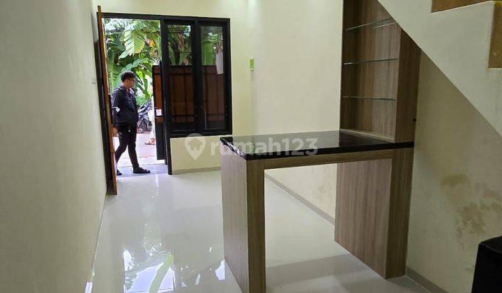 Rumah 2 Lantai Siap Huni Area UPN Dan MERR SHM IMB Bebas Banjir  2