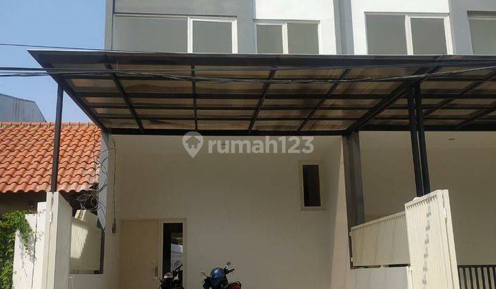 Rumah Siap Huni 2 Lantai Perum Rungkut Asri Tengah Free all Biaya 1