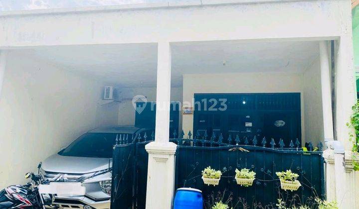 Dijual Rumah Dalam Komplek Di Kalisari 1