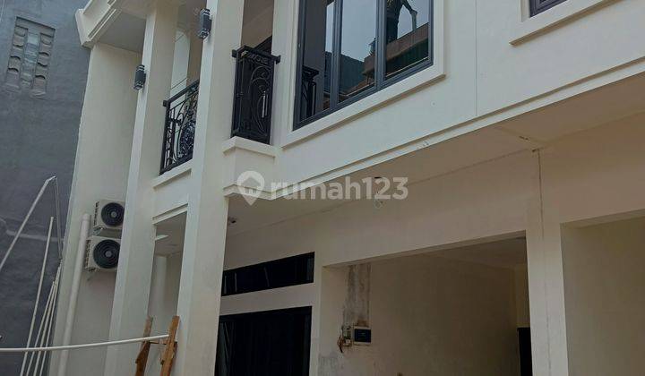 Dijual Rumah Townhouse Di Kalisari 1