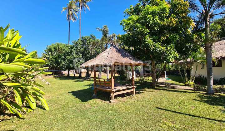Lush And Spacious Land With 3 Villas And Swimming Pool Gp0082 15