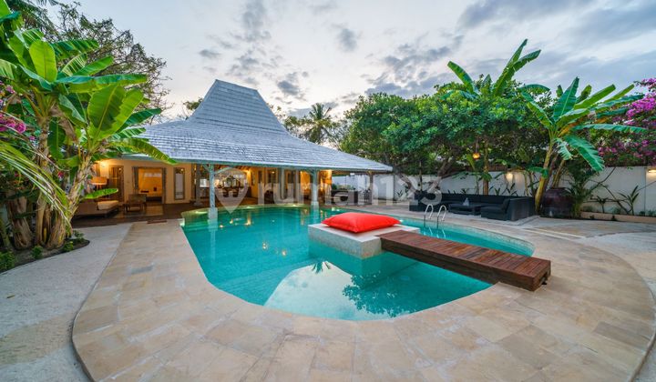 Stunning 3-BR private pool villa in Gili Meno - GP0001 8