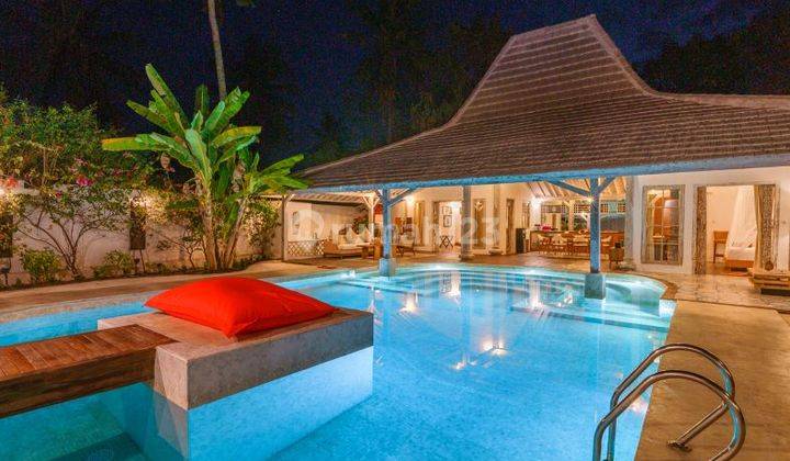 Stunning 3-BR private pool villa in Gili Meno - GP0001 1