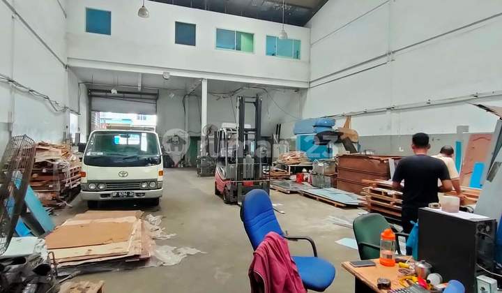 GUDANG SIAP PAKAI LOKASI DI TENGAH KOTA BATAM, SANGAT STRATEGIS 12