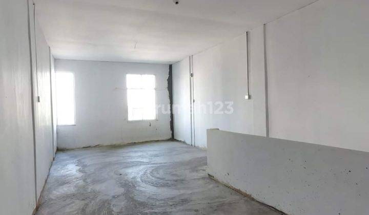 RUKO CEMARA ASRI 2LANTAI SIAP PAKAI, LOKASI SANGAT RAMAI PENDUDUK DI BATU AJI 5