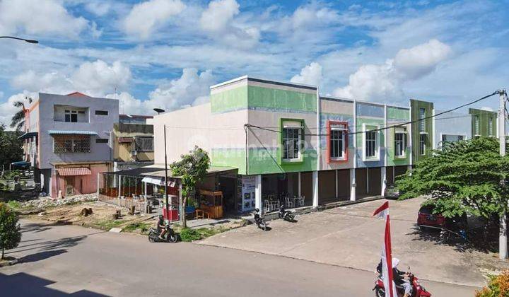 RUKO CEMARA ASRI 2LANTAI SIAP PAKAI, LOKASI SANGAT RAMAI PENDUDUK DI BATU AJI 3
