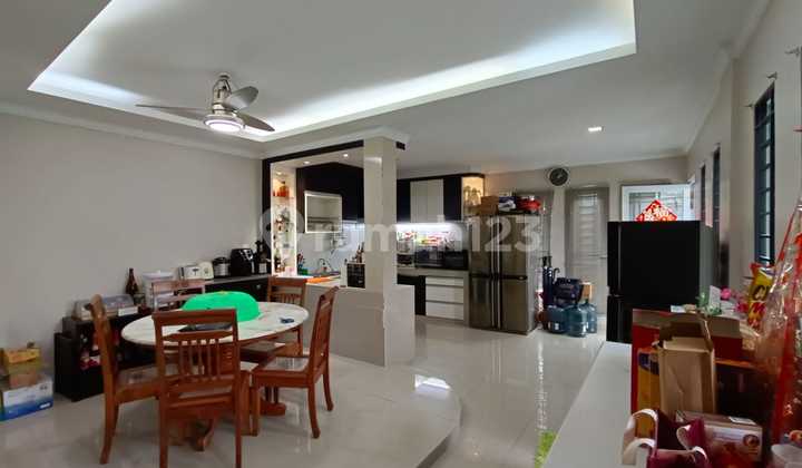 RUMAH CANTIQ HOOK 2,5LANTAI SIAP HUNI DI PERUMAHAN CENTER VIEW, BATAM CENTER  4