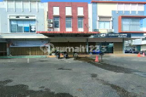 Ruko Costarica 2Lantai Siap Pakai Lokasi Depan Sekolah Kallista, Batam Centre
