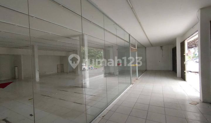 3-Unit Attached Ruko (Shop House) Facing Main Road Location in Botania 3-Unit Attached Ruko (Shop House) Facing Main Road Location in Botania