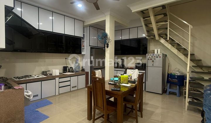 Runah Cantiq 2lantai Semi Furnish Di Bukit Indah Sukajadi, Batam 2