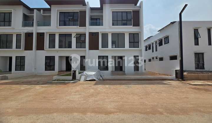 Rumah Baru Hook 3lantai Di Diamond Pavilion, Batam Centre