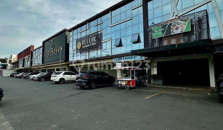 Orchid Mas Center Shop House, 2 Floors Ready to Use, Prime Location Facing Main Road Orchid Mas Center Shop House, 2 Floors Ready to Use, Prime Location Facing Main Road