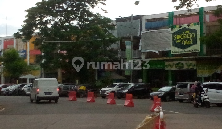 Ruko Niaga Siap Huni Strategis, Di Kemang Pratama 6